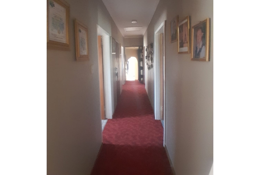 4 Bedroom Property for Sale in Deneysville Free State